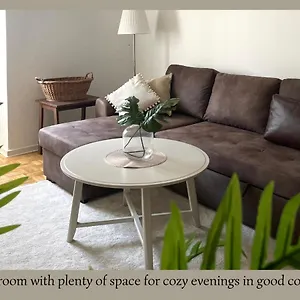 Apartment Urban Retreat - And Historic, Würzburg