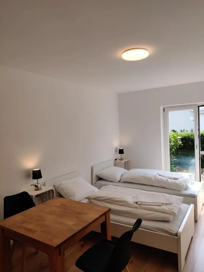 Schicke Wohnung in Stadtnähe Würzburg 0*,